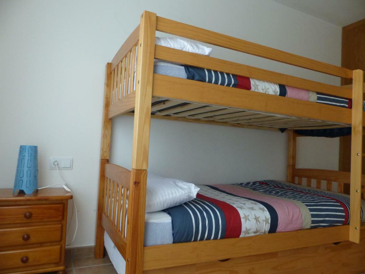 Valls D'aneu Apartment *